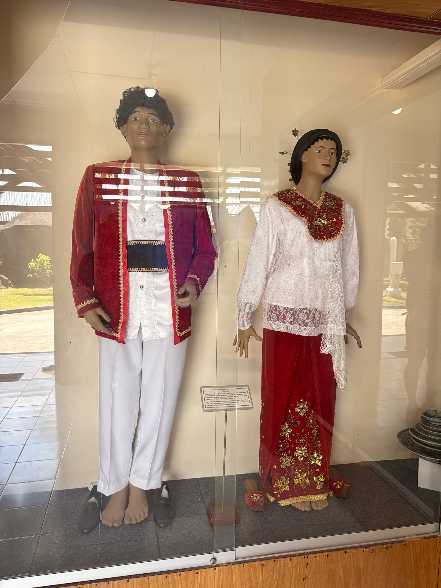 Ambon Travel Diary: 80-Cent Noodles, Empty Beaches, and Sweet & Spicy Surprises!