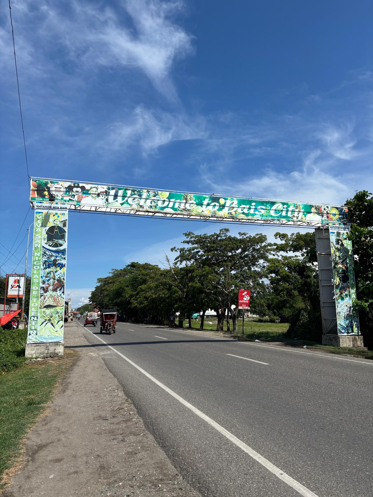 Arriving at Bais City after the long ride