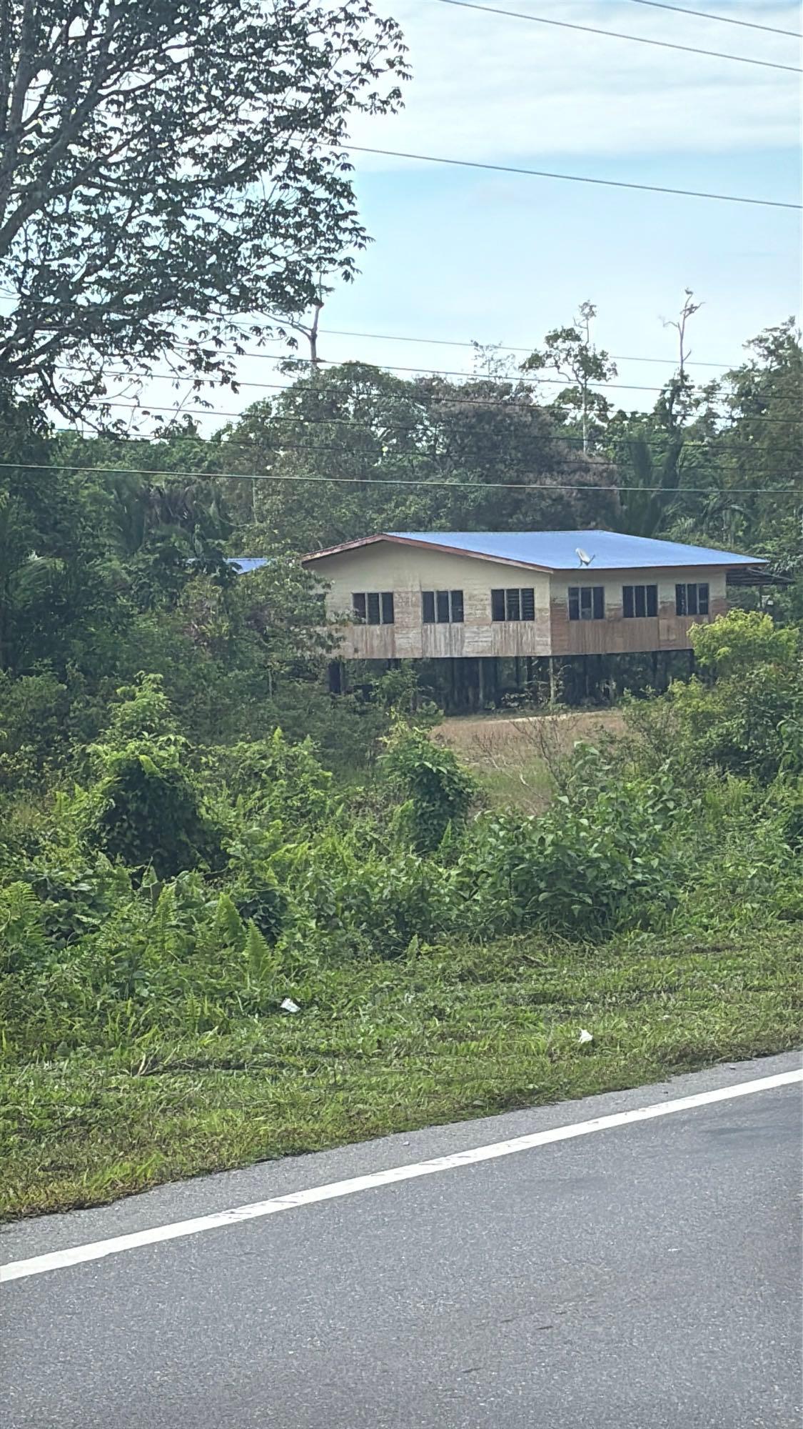 A traditional stilt house along the trekking route