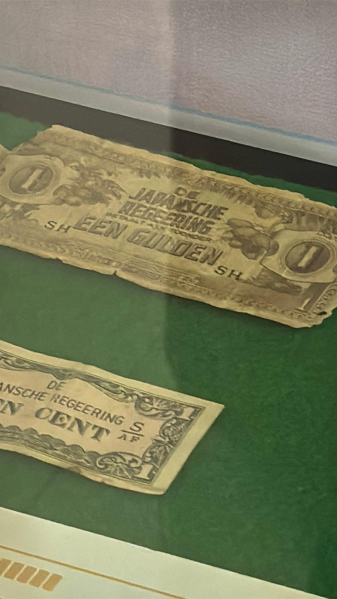 Uang kertas Jepang kuno dari era pendudukan yang dipajang di Palu Museum