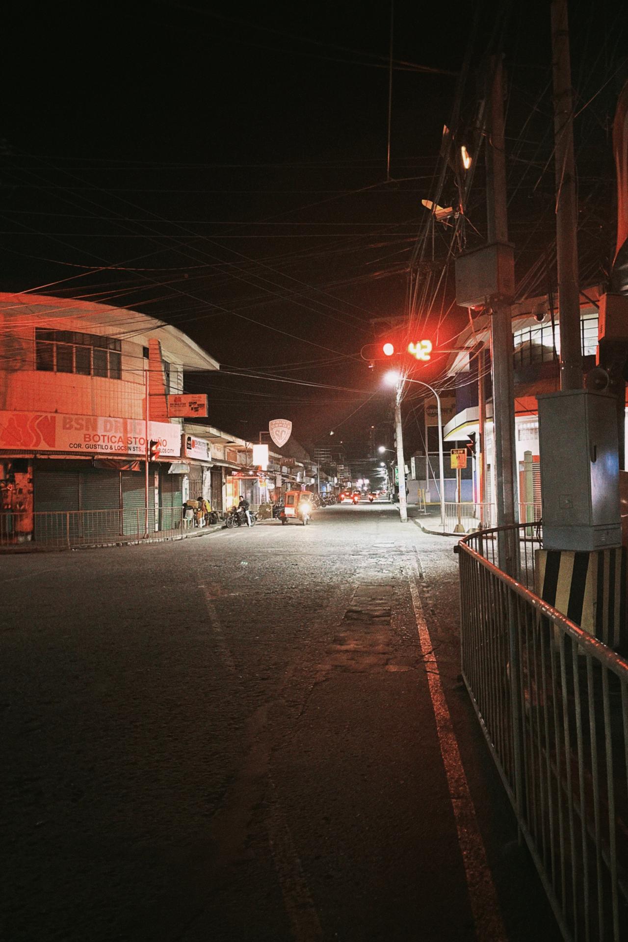 The streets of San Carlos at night