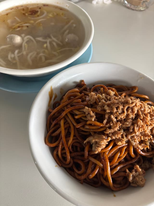 Beyond a Transit Town: Giant Markets & Local Warmth in Keningau