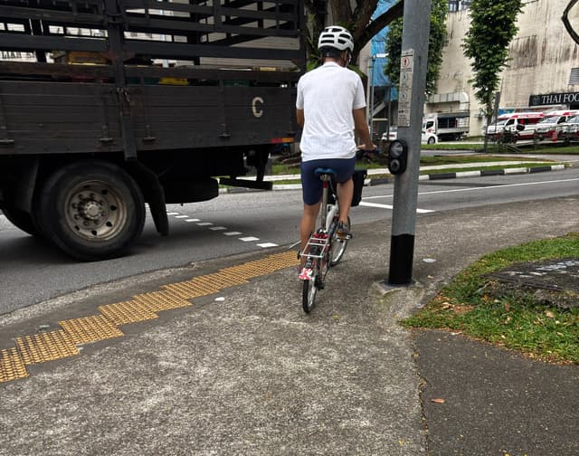🇸🇬 Cycling Goodbye to Singapore, Hello to Indonesia
