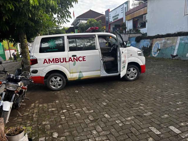 🇮🇩 A Morning in Lumbir: Hospitality, Roads, and a Warm Welcome in Kebumen