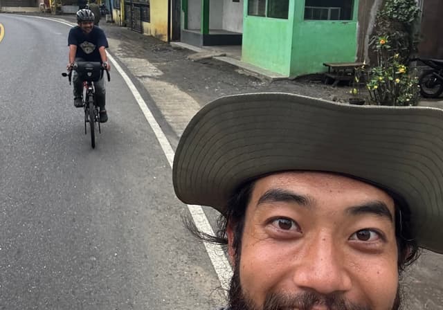 🇮🇩 The Day I Tried to Leave Pronojiwo but Stayed One More Night