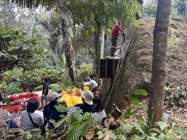 Ma'nene, Day Three: The Toraja Ritual That Cleans a Tomb Before Sealing It Shut Again