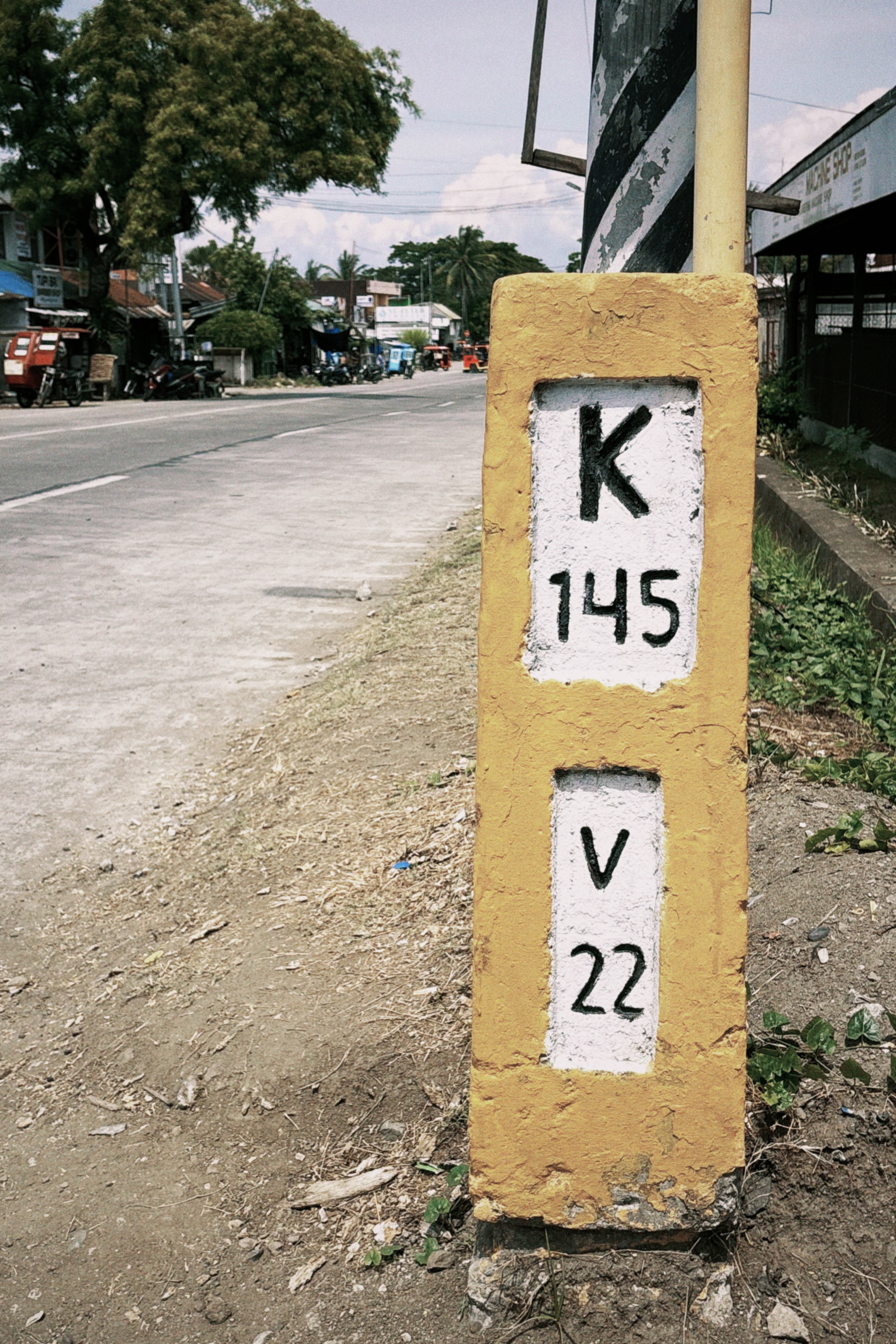 Ditching the Itinerary: A Scorching Ride South from San Carlos and the Kindness of Strangers