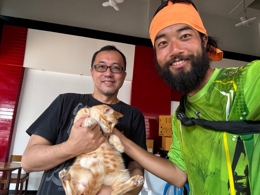 🇹🇭 Cycling to Hammock Beach: Kindness, Accidents, and New Inspiration