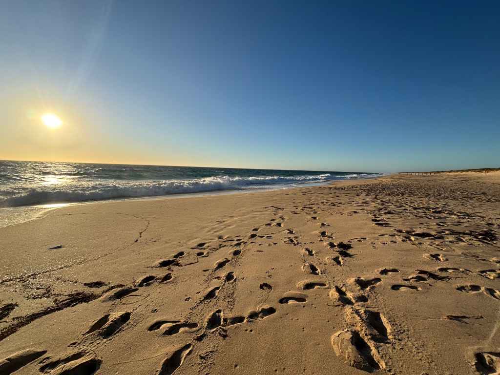 🇦🇺 From Preston Beach to Busselton: Encounters, Kindness, and a Warm Welcome