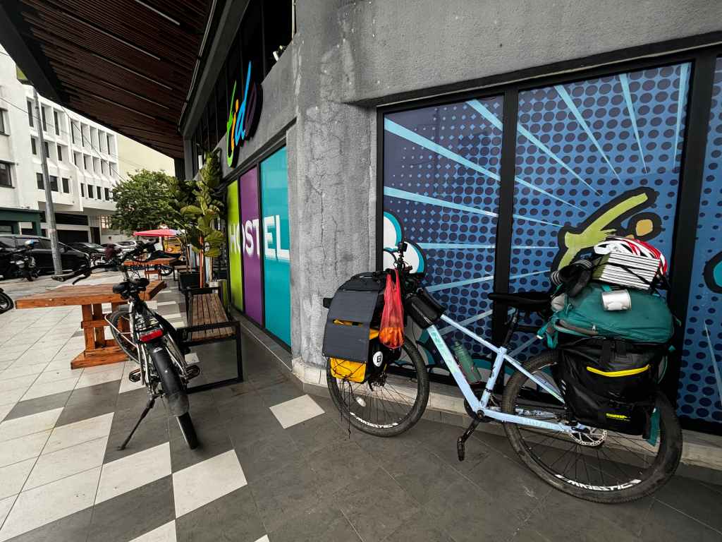 🇲🇾 Cycling from George Town to Taiping: Encounters and Challenges on the Road